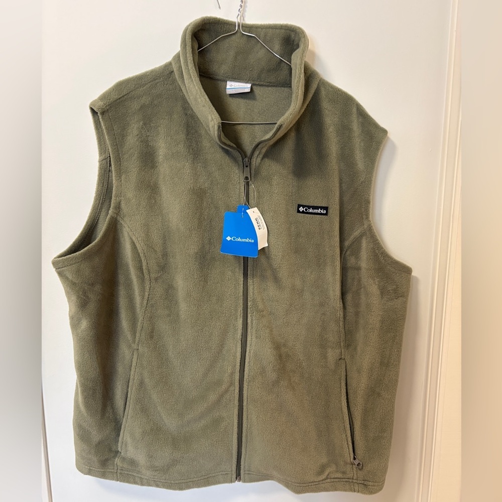 Columbia Plus Size Green Fleece Vest 3X NWT Pennington’s